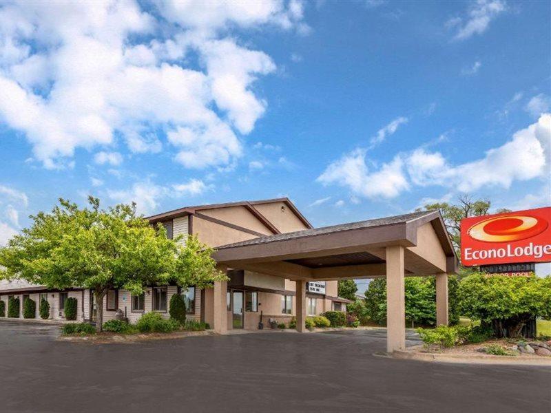 Econo Lodge Traverse City Exterior foto