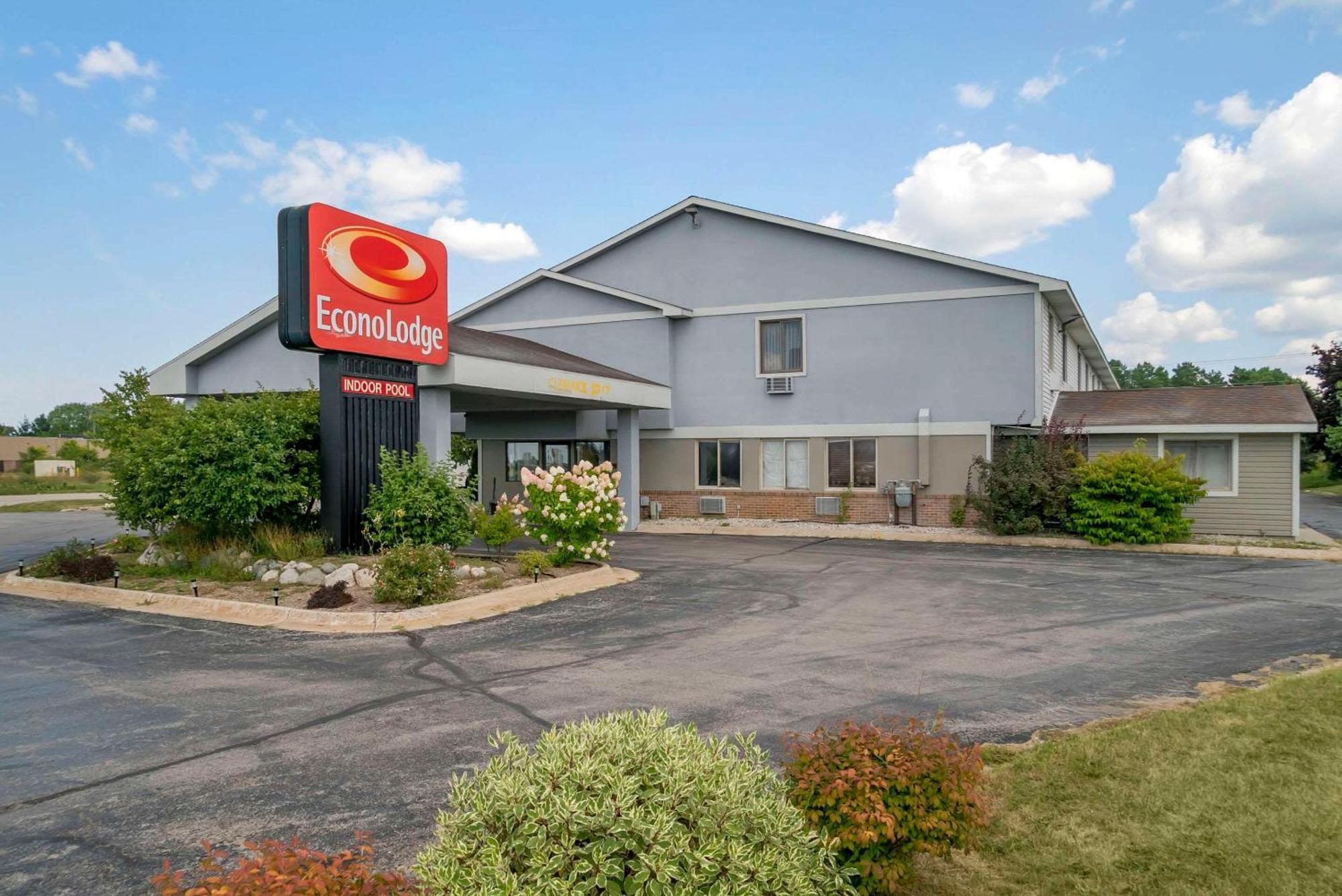 Econo Lodge Traverse City Exterior foto