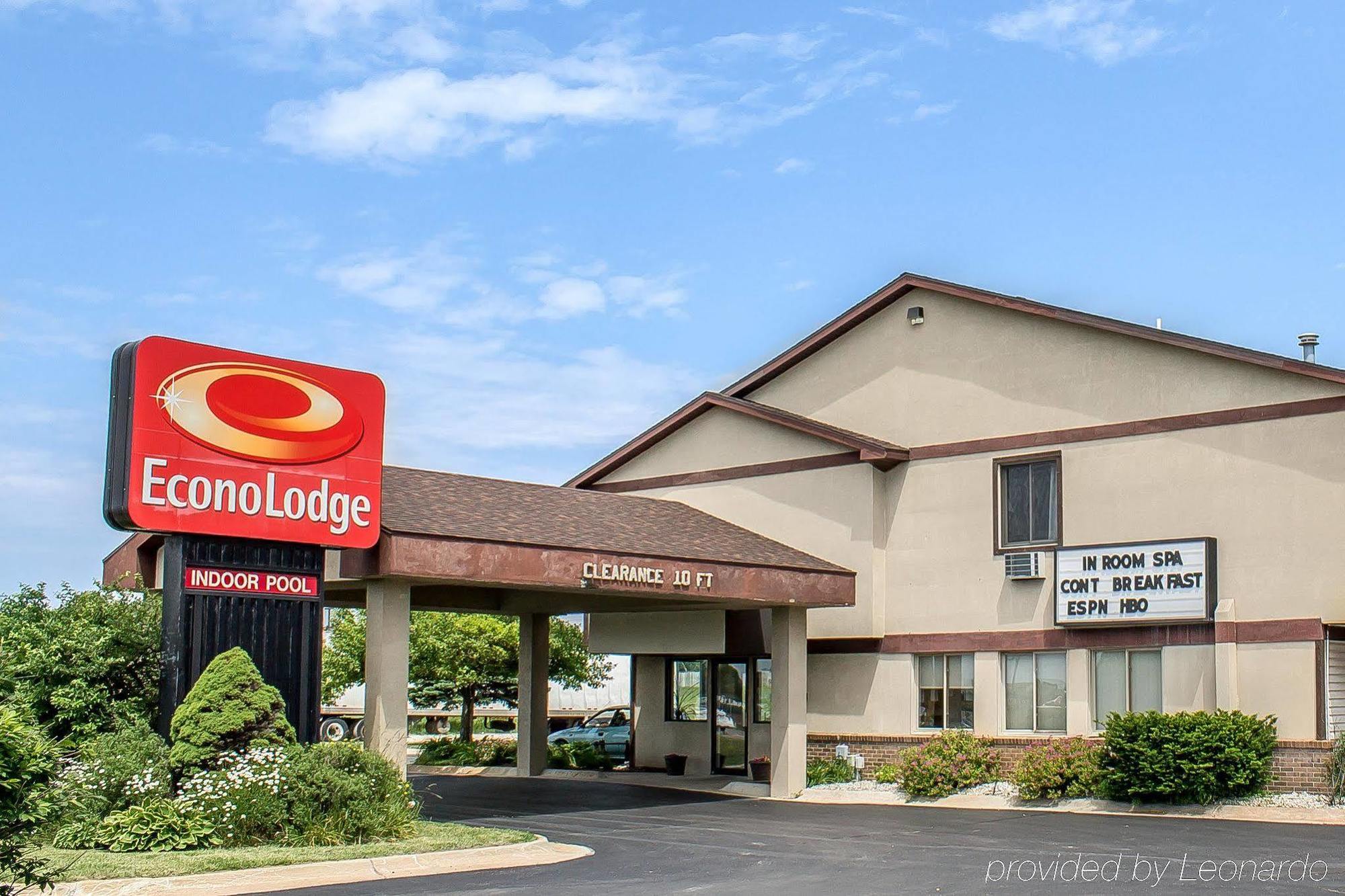 Econo Lodge Traverse City Exterior foto